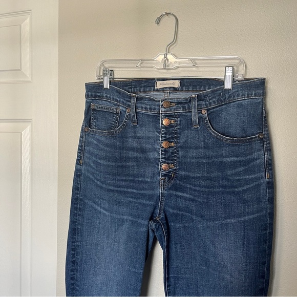 Madewell 31 Tall 9" Mid-Rise Skinny Jeans in Hayes Wash: Button-Front Edition - Picture 5 of 7